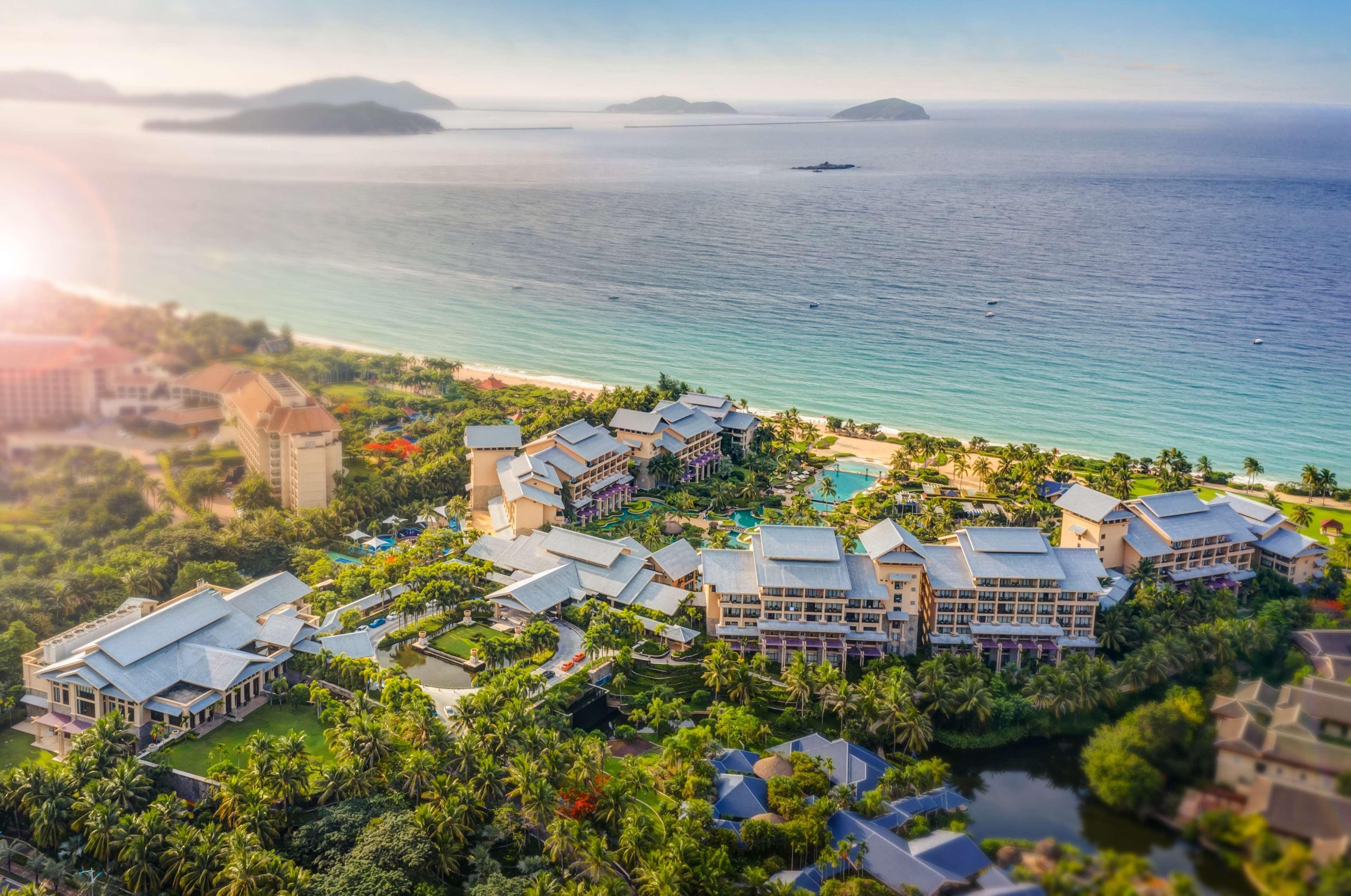 Hilton Sanya Yalong Bay Resort & Spa Exterior photo