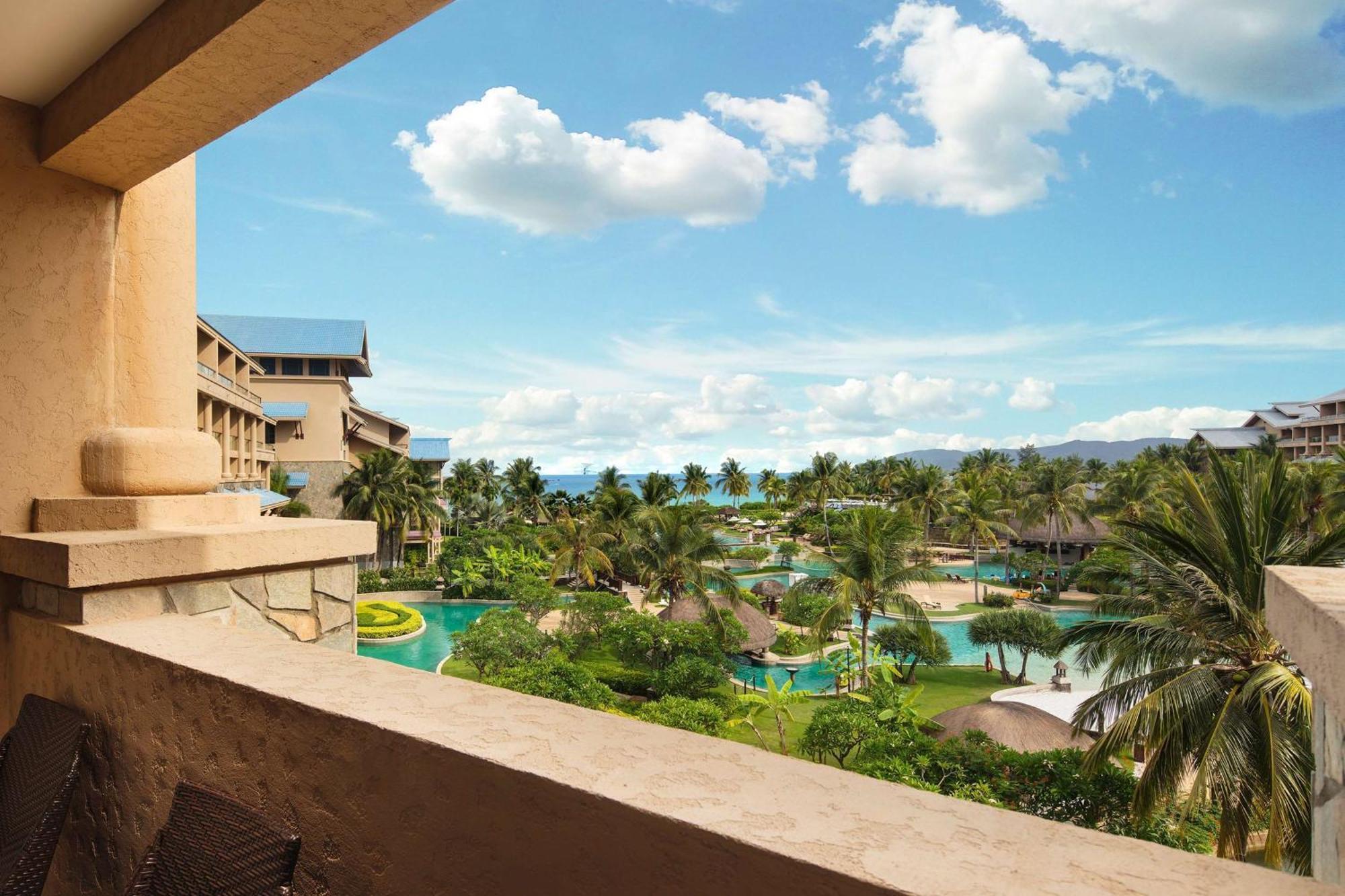 Hilton Sanya Yalong Bay Resort & Spa Exterior photo