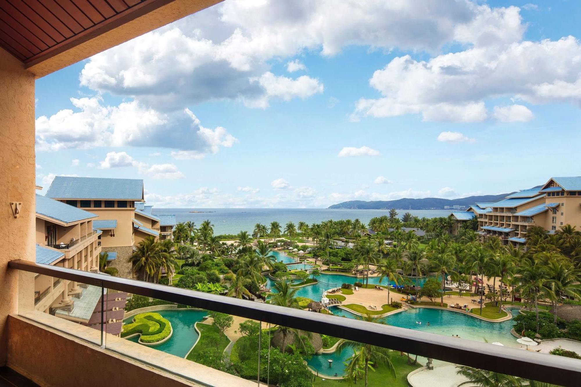 Hilton Sanya Yalong Bay Resort & Spa Exterior photo