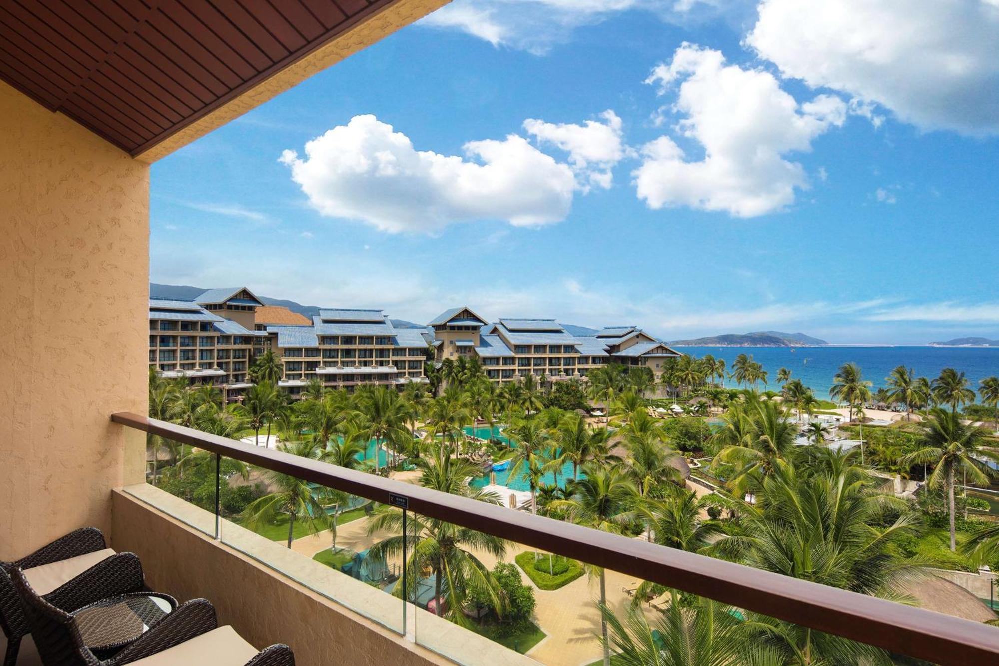 Hilton Sanya Yalong Bay Resort & Spa Exterior photo