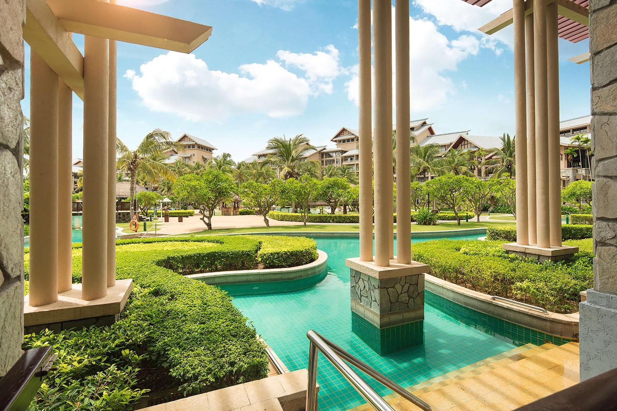 Hilton Sanya Yalong Bay Resort & Spa Exterior photo